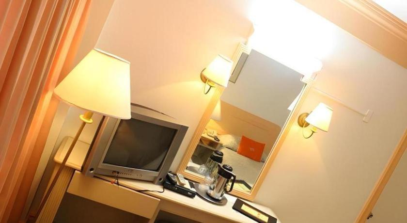 Hotel Galleria Davao City Extérieur photo